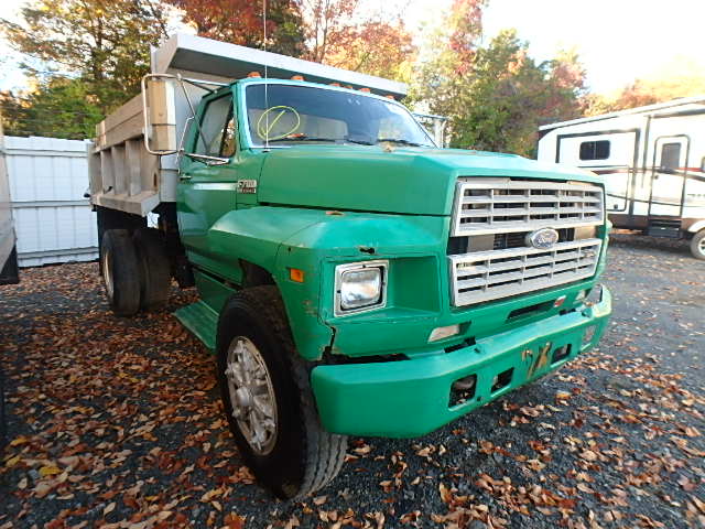 Ford F-700