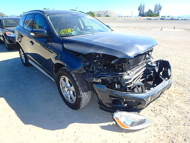 YV4960DL3A2122395