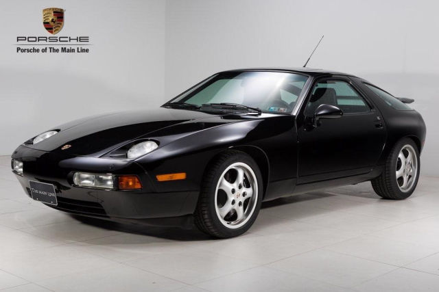 Porsche 928