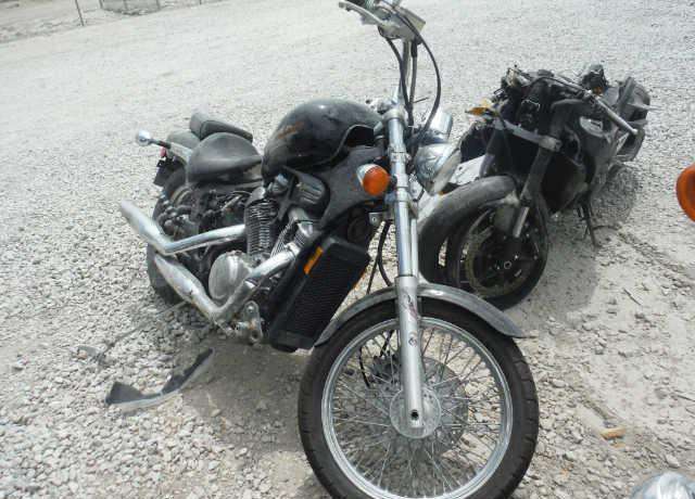 Honda VT600C (SHADOW VLX)