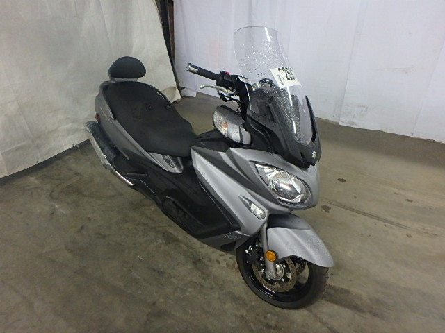 Suzuki AN650L