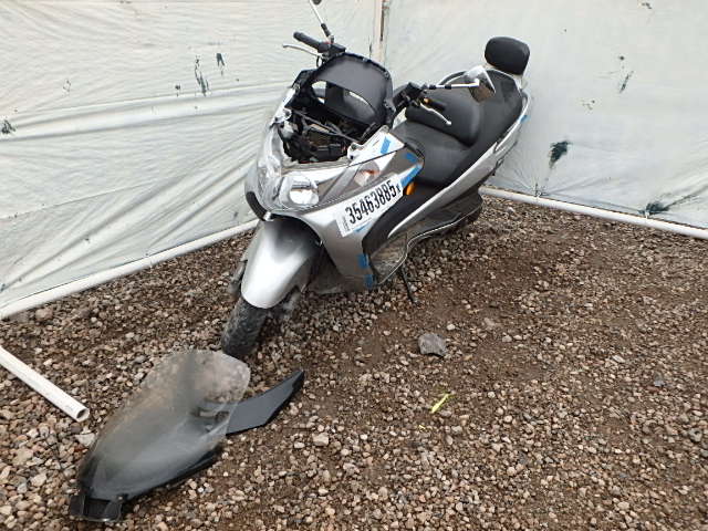Suzuki AN400K