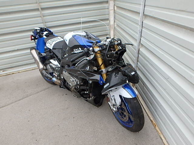 BMW HP4