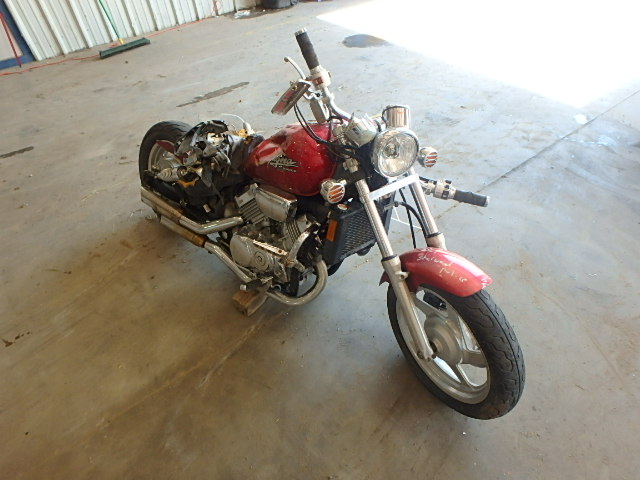 Honda VF750C (MAGNA)