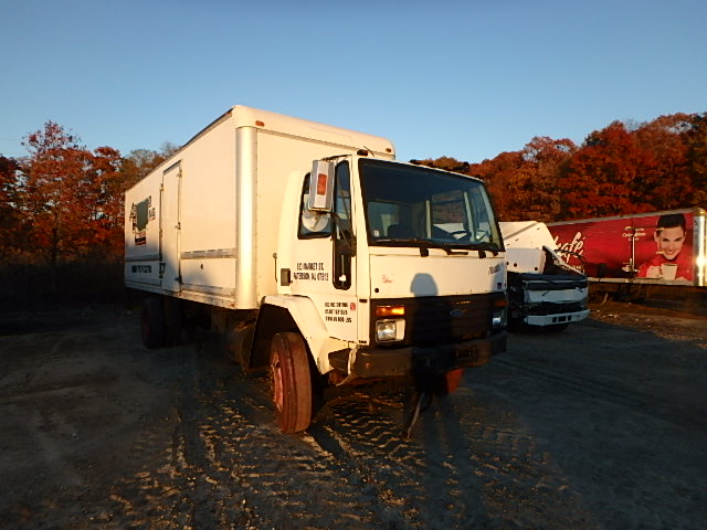Ford CF8000