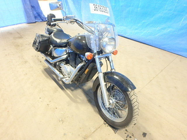 Honda VT1100C2 (SHADOW ACE)