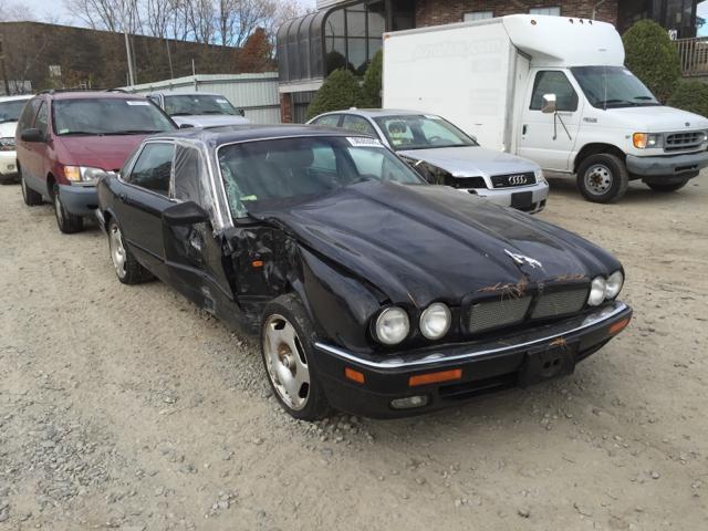 Jaguar XJR