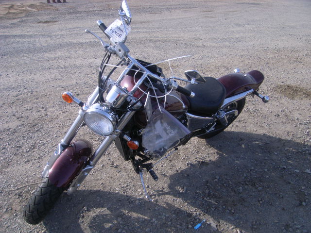Suzuki VZ800