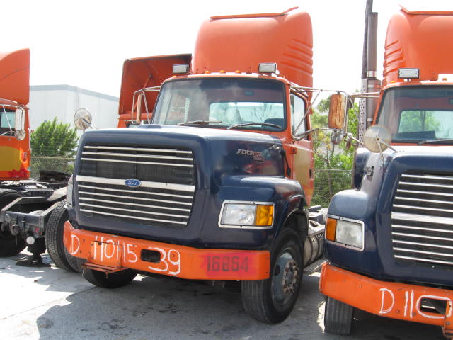 Ford LA9000