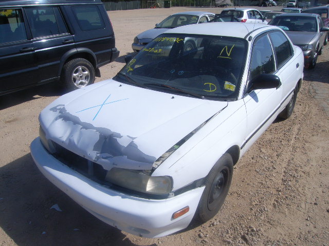 Suzuki Esteem