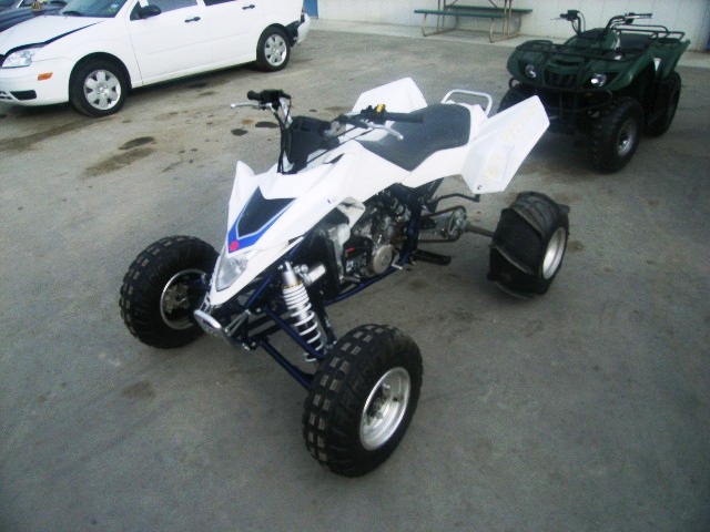 Suzuki LT-R450