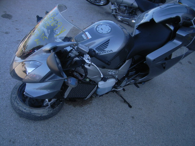 Honda VFR800 (INTERCEPTOR)