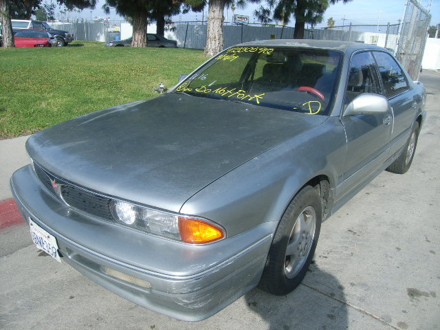 Mitsubishi Diamante