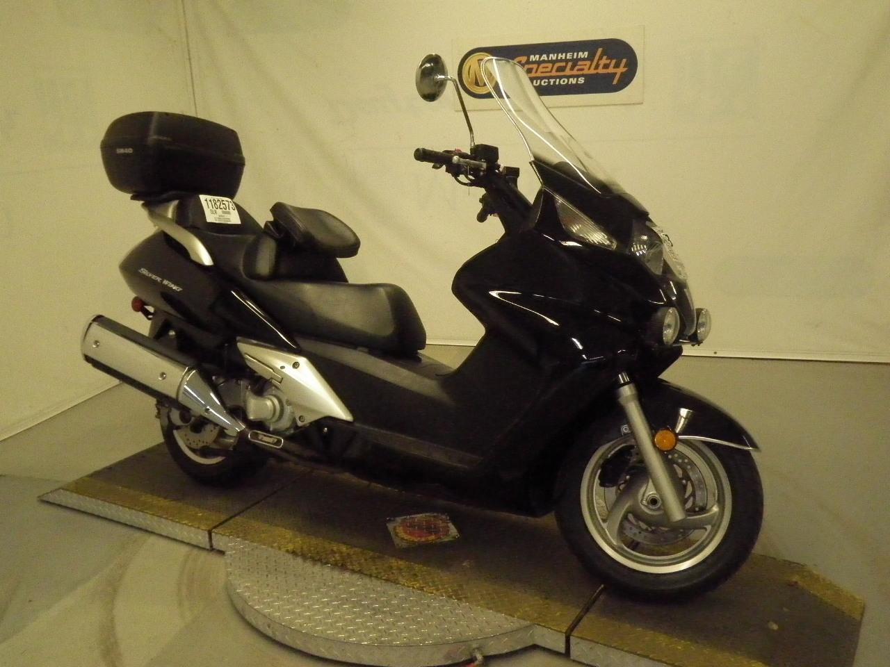 Honda FSC600 (Silver Wing)