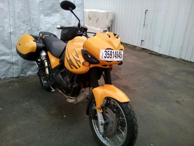 1999 TRIUMPH Tiger - License Plate