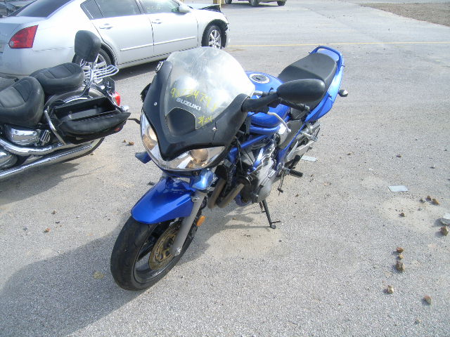 Suzuki GSF600S