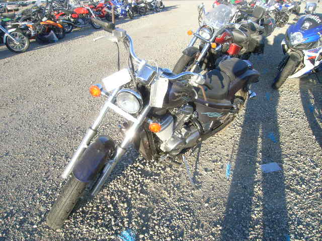Honda VT600C (SHADOW VLX)