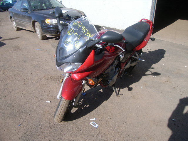 Suzuki GSF600S