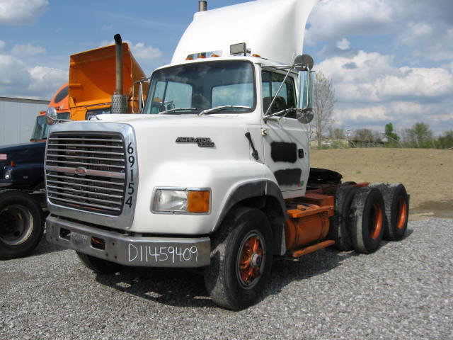 Ford LA9000