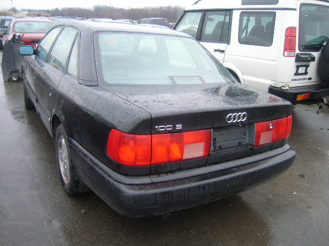 Audi 100