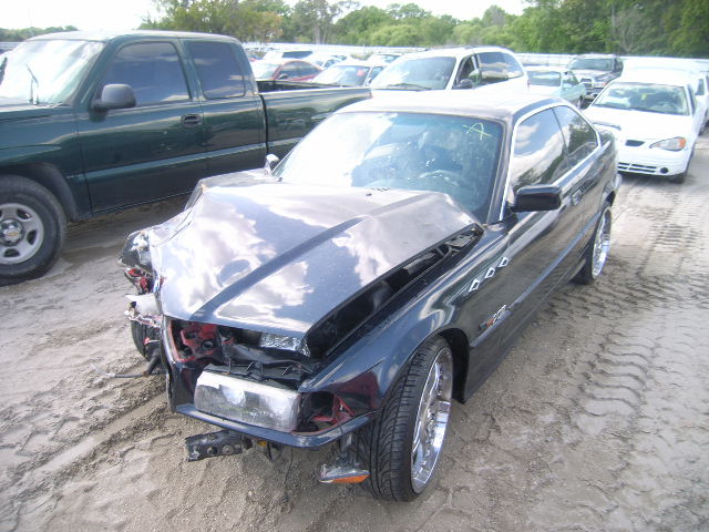 BMW 318iS