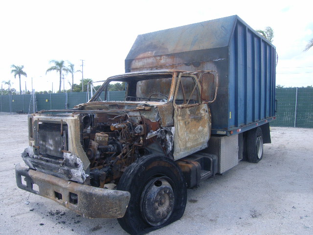 Ford F-700