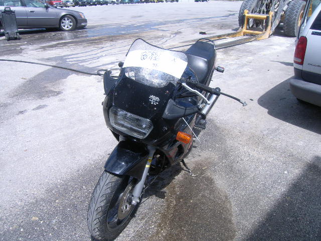 Suzuki GSX750F