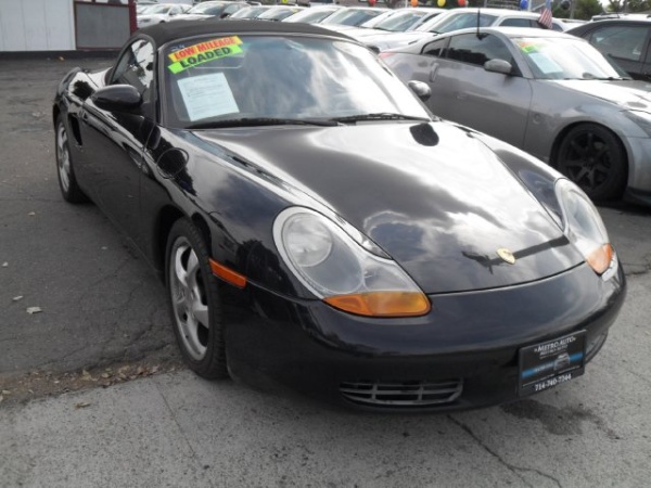 PORSCHE