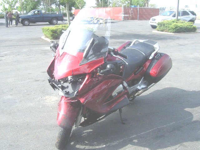 Honda ST1300A