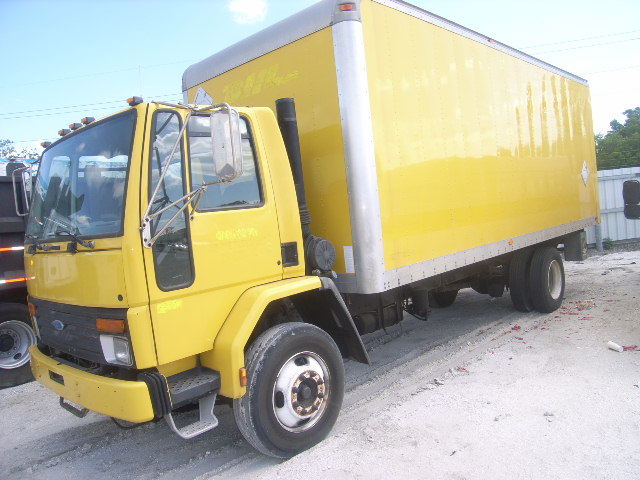 Ford CF8000