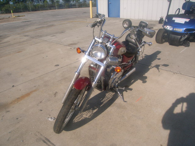 Suzuki VS800