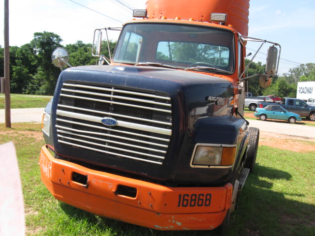 Ford LA9000