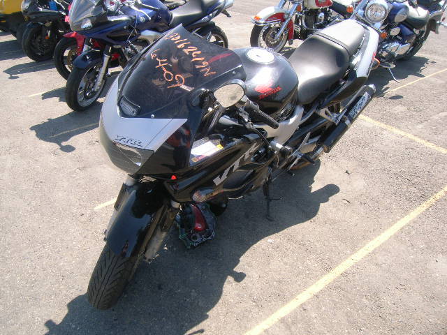 Honda VTR1000F (SUPERHAWK)