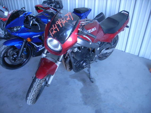 Suzuki GS500E