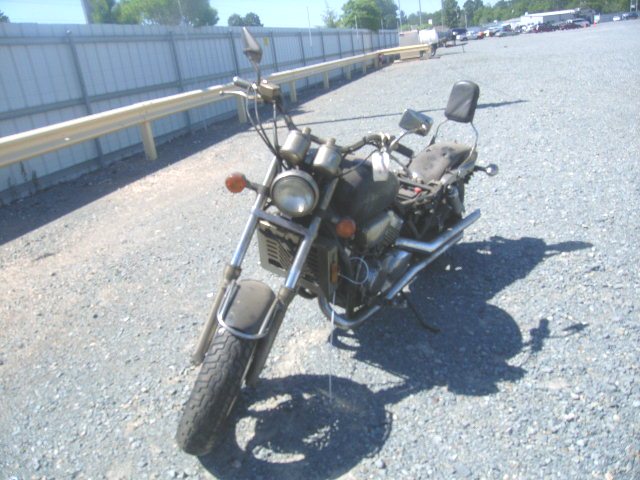 Honda VF750C (MAGNA)