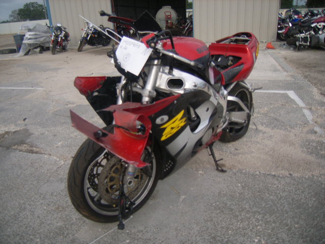 Suzuki GSX-R750