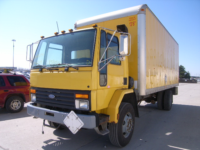 Ford CF8000
