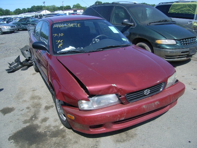 Suzuki Esteem