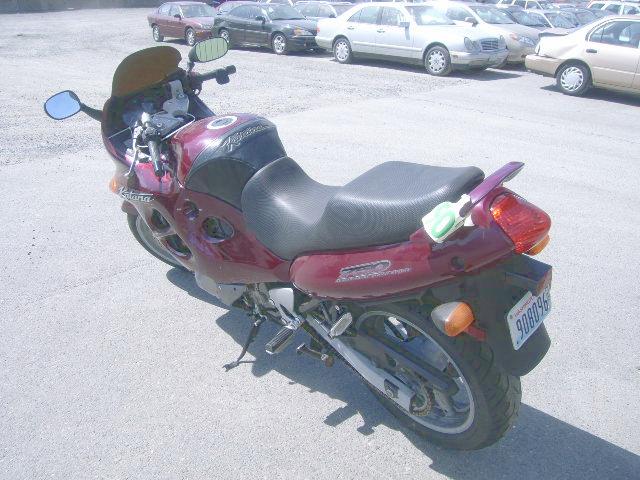Suzuki GSX750F