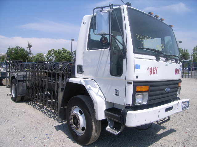 Ford CF8000