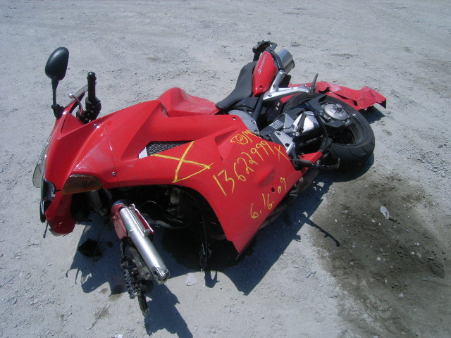 Honda VFR800 (INTERCEPTOR)
