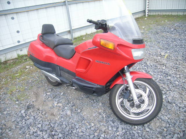 Honda PC800 (PACIFIC COAST)