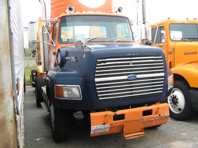 Ford LA9000