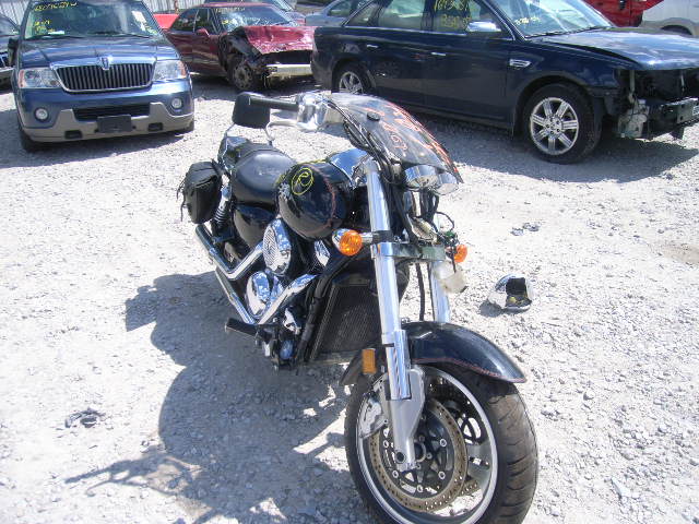 Suzuki VZ1600