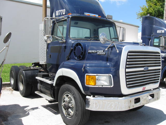Ford LA9000