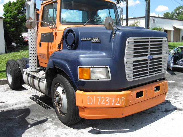 Ford LA9000