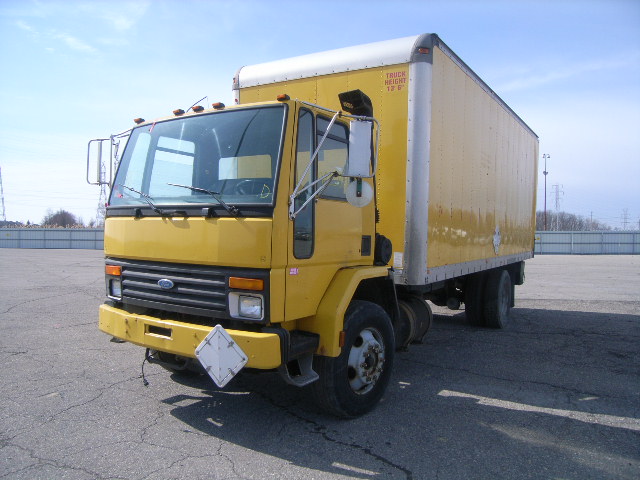 Ford CF7000