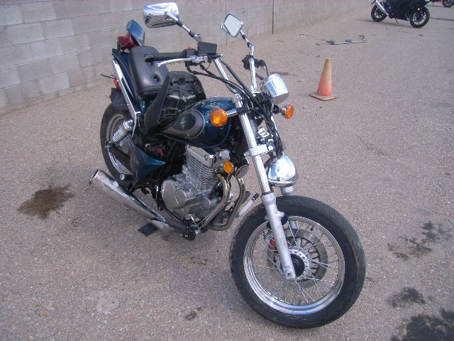 Suzuki GZ250