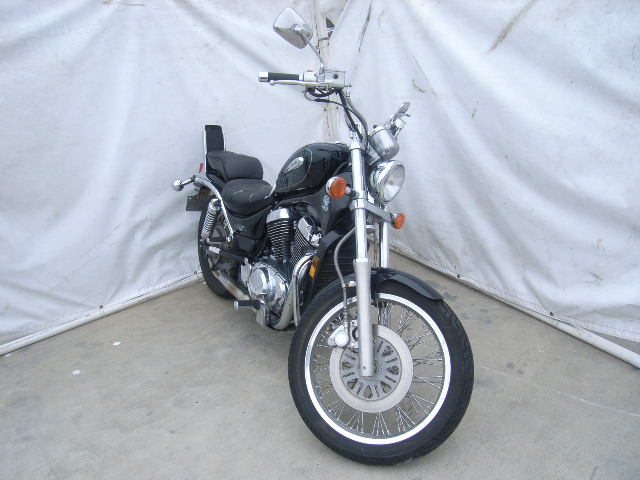 Suzuki VS800