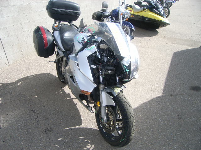 Honda VFR800A (INTERCEPTOR)